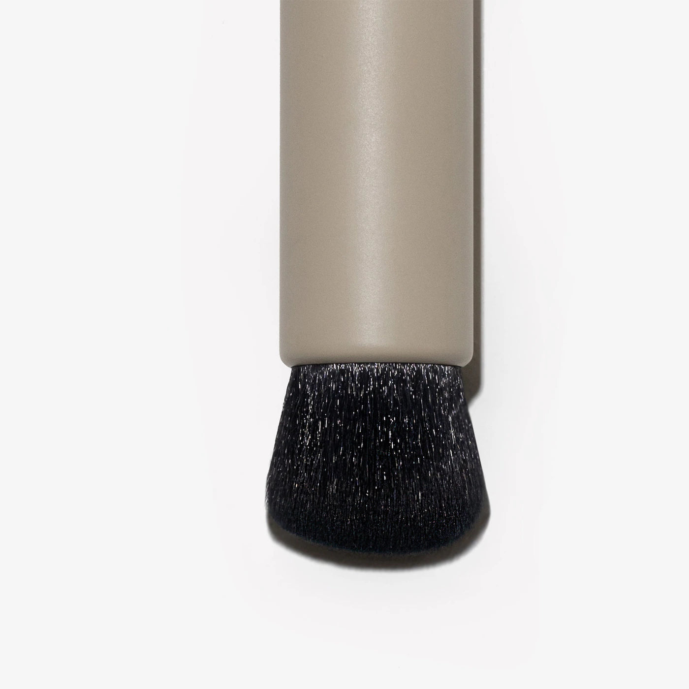 REFY Duo Brush – Soft vegan bristles for a flawless finish kuwait shop