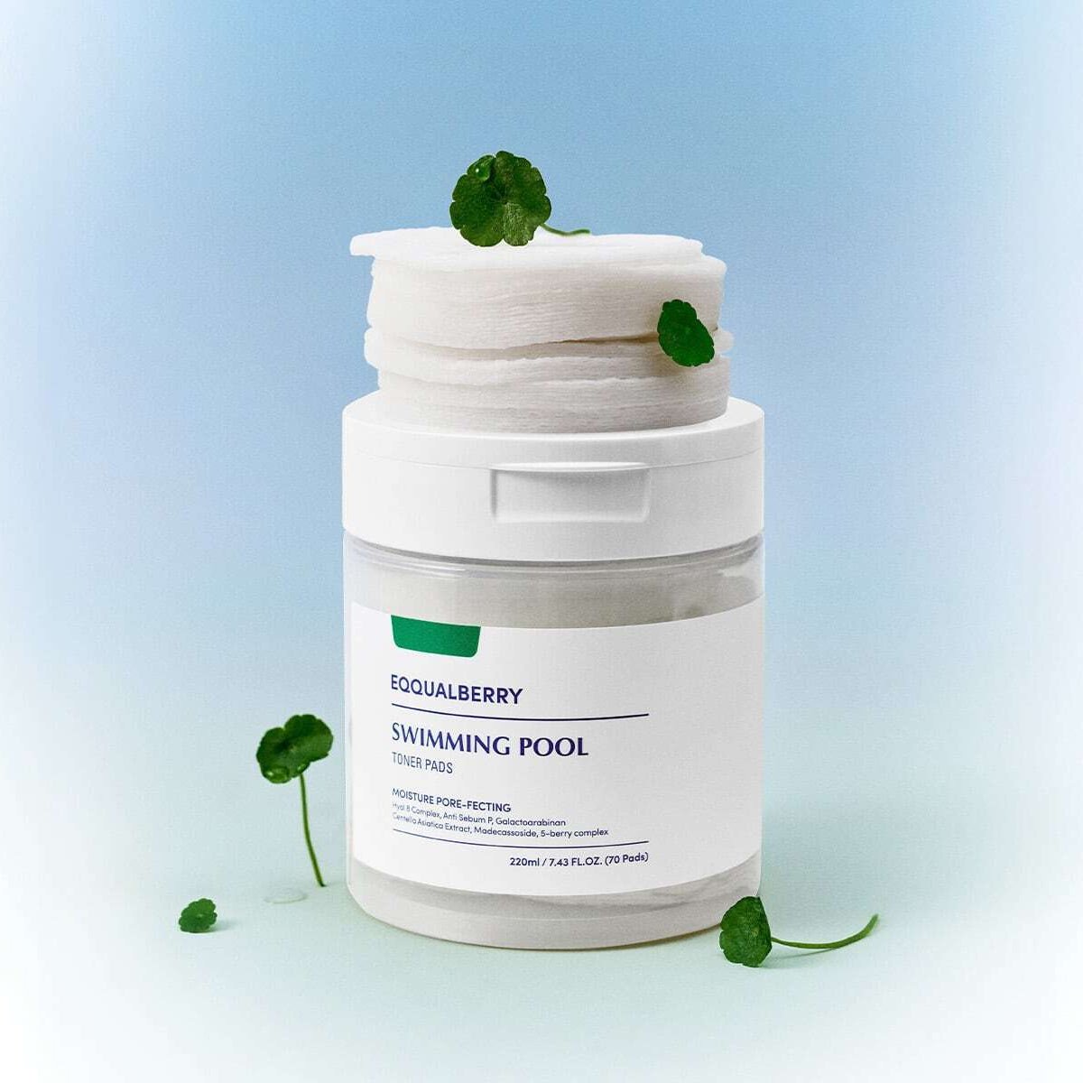 Cooling blue toner pads for fresh skin in Kuwait