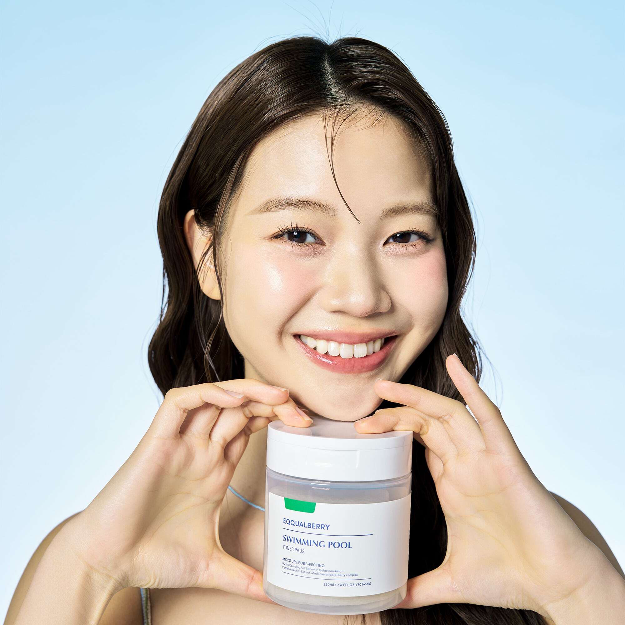 Moisture-soaked facial pads for Kuwait skincare