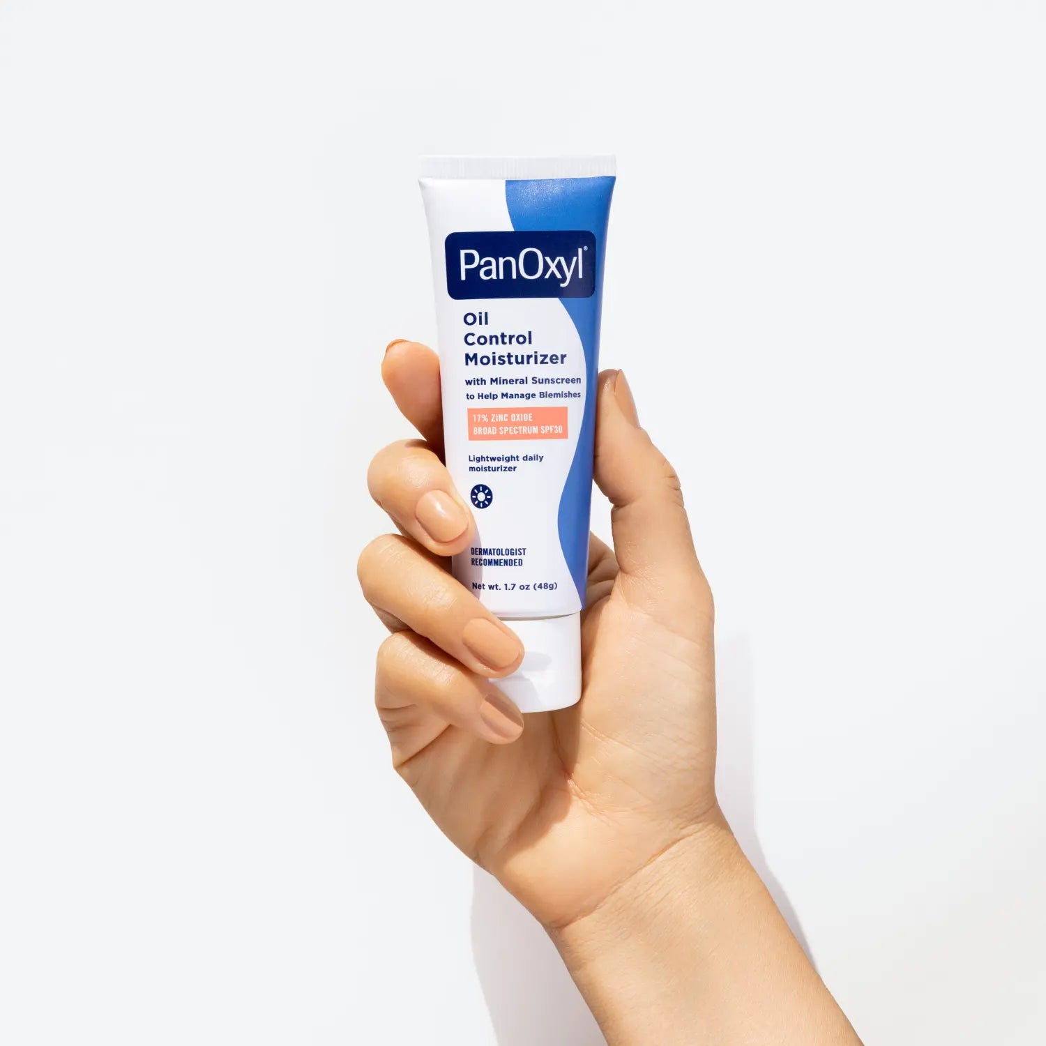 PanOxyl AM Moisturizer with SPF – hydrate and protect oily skin daily in Kuwait